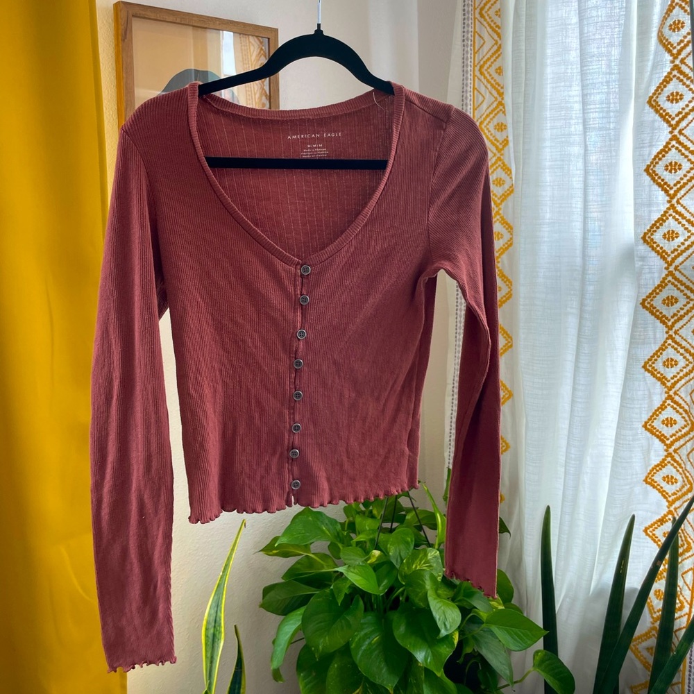 American Eagle long sleeve shirt